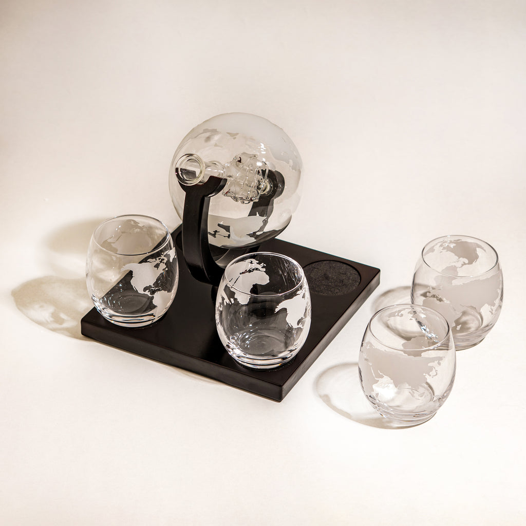 Etched World Decanter whiskey Globe - Whiskey Gift Set Globe Decanter with Antique Ship, Whiskey Stones and 4 World Map Glas