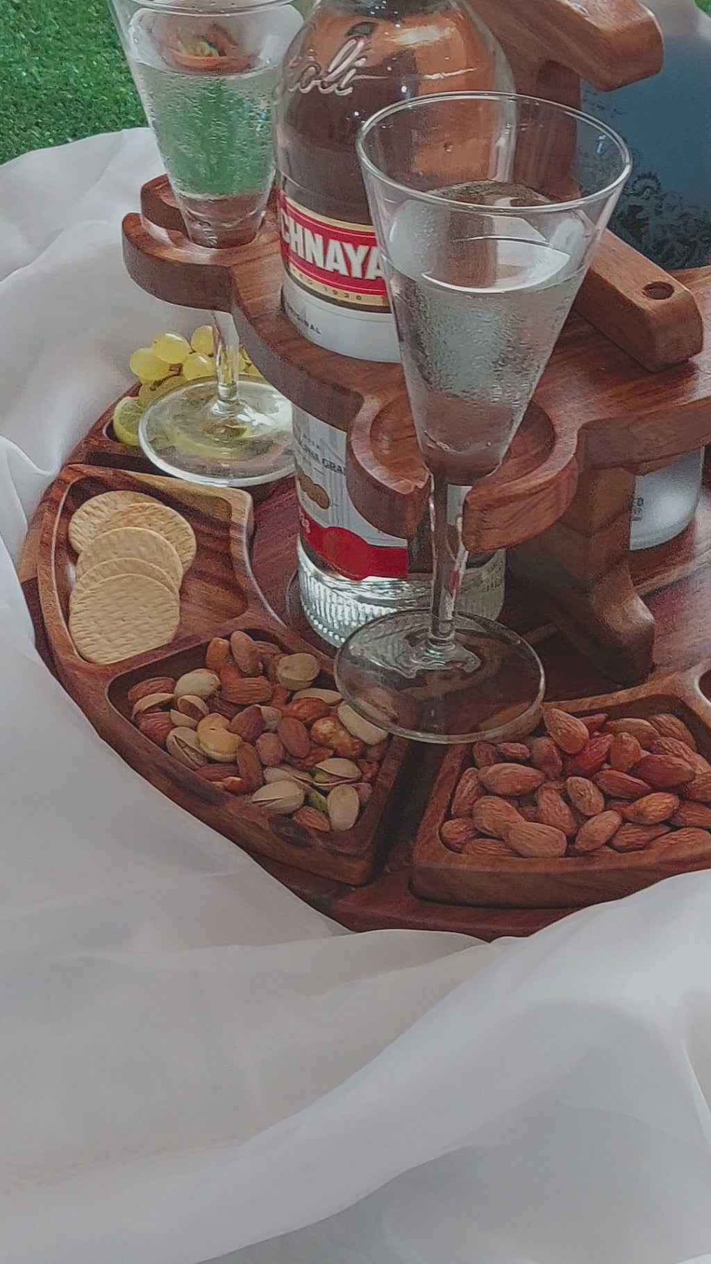 Handmade Wooden Outdoor Folding Picnic Table Portable Mini Wooden Picnic Table Outdoor Picnic Wine Glass Holder Table Folding Beach Table