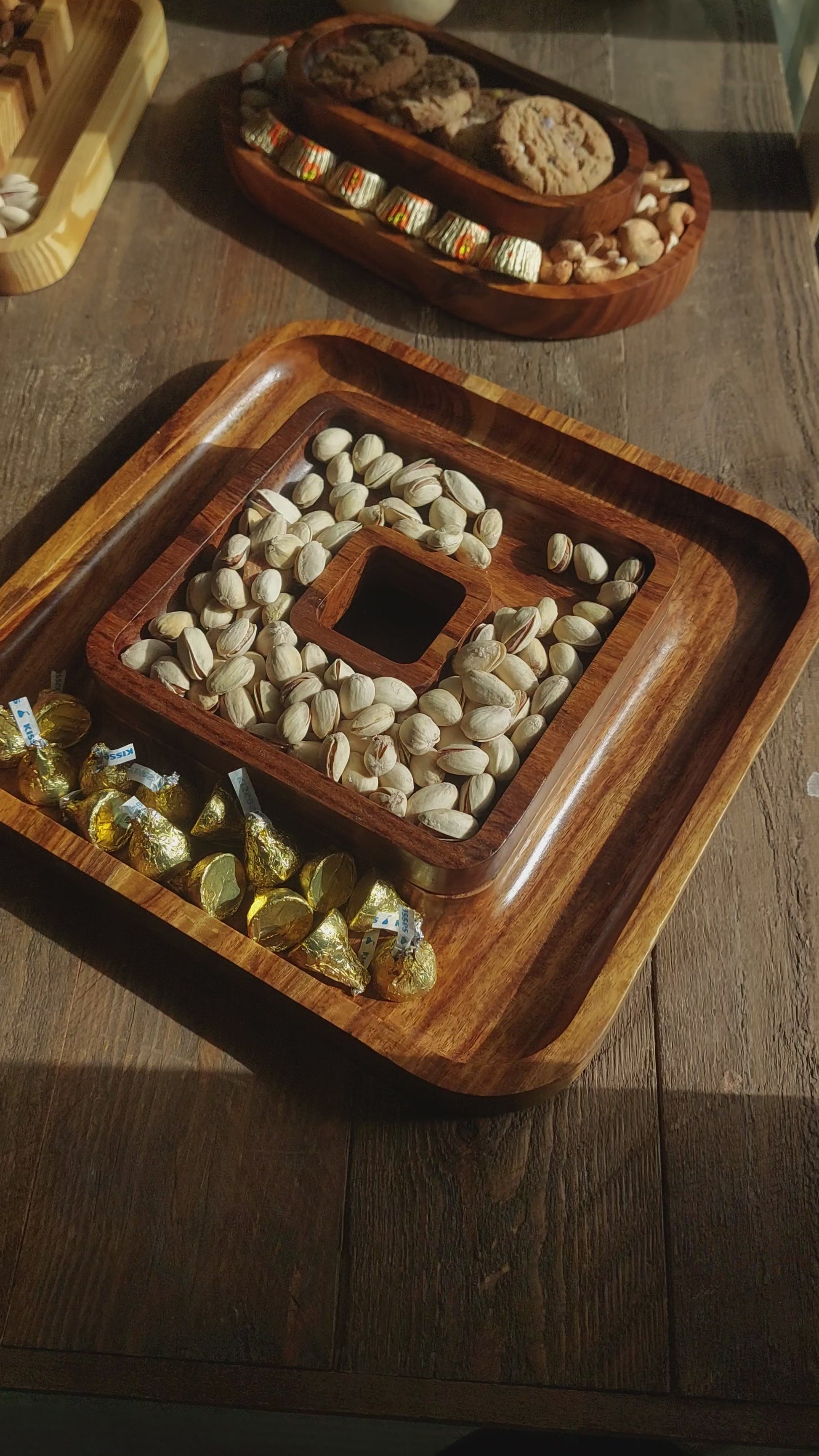 Hijazah Pistachio Snack Bowl Double Dish Holder Bowl Pedestal and Sunflower Seed Nut Bowl with Shell Storage