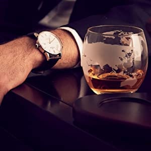 Whiskey Decanter Globe Set with 2 Etched Globe Whisky Glasses - for Liquor, Scotch, Bourbon, Vodka - 850ml
